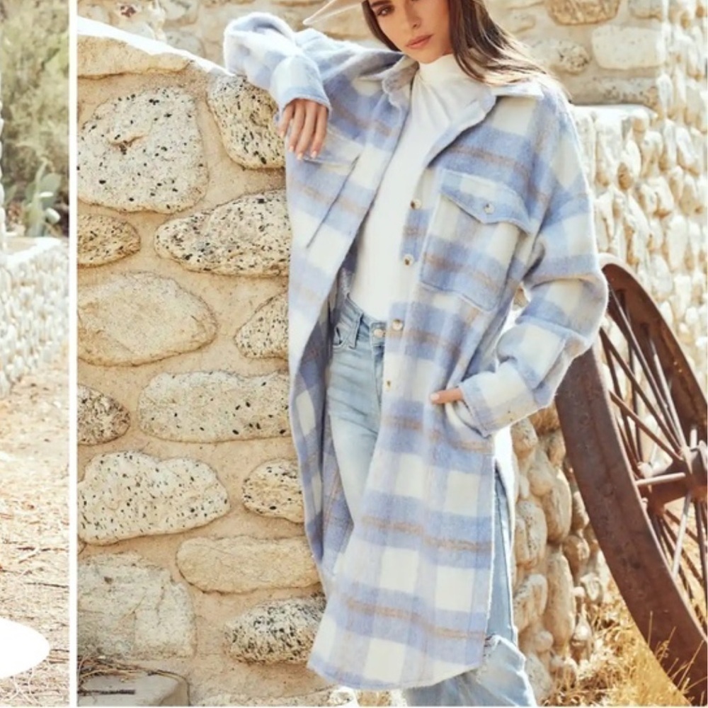 Miss Lola Blue Plaid Long Line Side Slit Fuzzy Button Down Shacket Jacket M/L - Picture 2 of 12